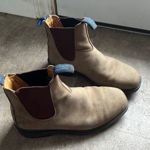 Winter blundstones